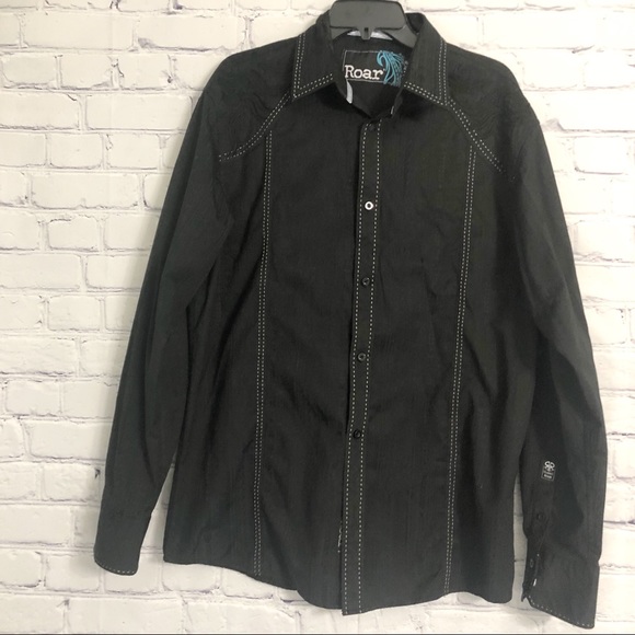 Roar Other - Roar Copious black shirt w/ contrast stitching XL